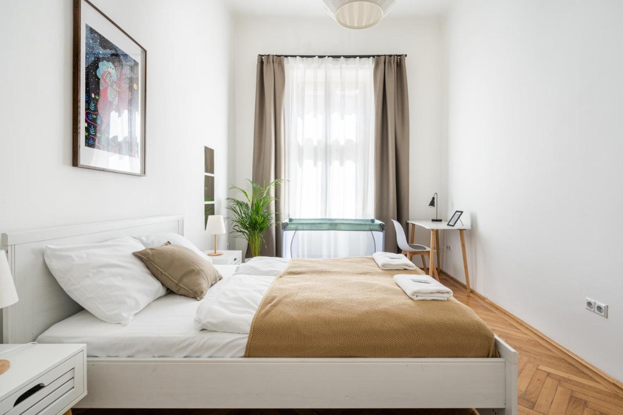 Sunny Colors Apartment Budapest